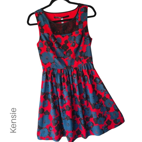 KENSIE NWOT SLEEVELESS RED BLUE FLORAL LACE FIT & FLARE DRESS LINED | SMALL - Picture 1 of 11